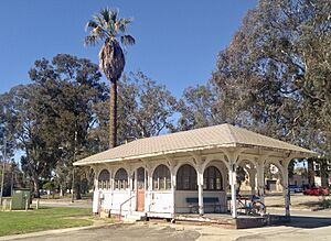 West Los Angeles Streetcar Depot on the grounds of the Sawtelle Veterans Home.jpg