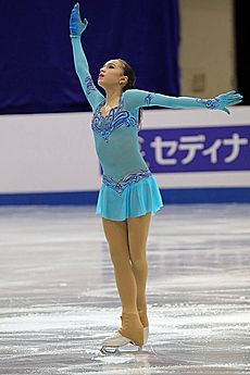 Alina Zagitova at the Junior World Championships 2017 - Short program 01