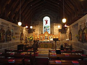 Braemar, Mar Lodge Estate, St Ninian's Chapel - interior 01