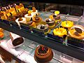 HK Sheung Wan 上環 Shun Tak Centre 信德中心 shop 聖安娜餅店 Saint Honore Cake Shop evening April-2012 Ip4