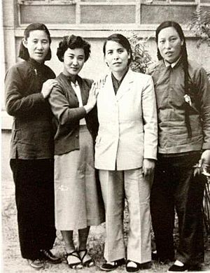 Hu Wenxiu, Guo Lanying, Li Hui and Shen Jilan in 1954