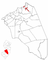 Fieldsboro highlighted in Burlington County. Inset map: Burlington County highlighted in the State of New Jersey.