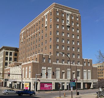 Warrior Hotel (Sioux City) from SE 1.JPG
