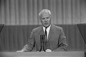 Albert Gore Sr. speaking at the 1968 DNC