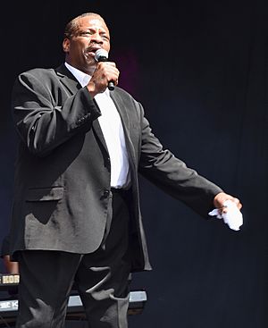 Alexander O'Neal Facts for Kids