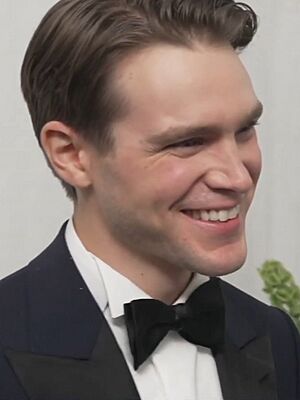 Andrew Burnap 74th Tony Awards 2021.jpg