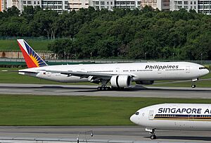 Boeing 777-36NER, Philippine Airlines JP7516437