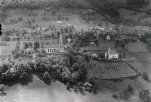 ETH-BIB-Quarten v. O. aus 200 m-Inlandflüge-LBS MH01-003672