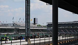 Frontstretch of Indianapolis Motor Speedway (40652603200)