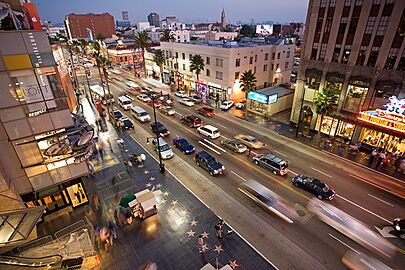 Hollywood boulevard from kodak theatre