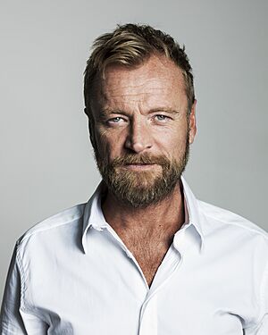 RichardDormer–headshot.jpg