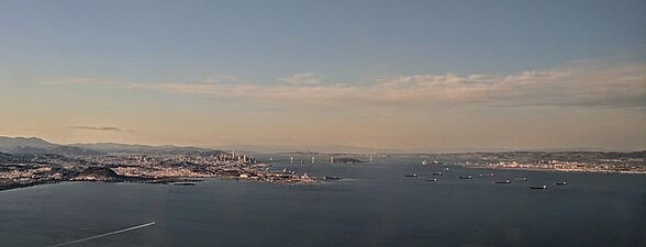 Ships in San Francisco Bay aerial