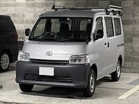 Toyota TOWNACE DX 2WD (5BF-S403M-ZQDFJD) front