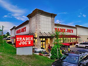 Trader Joe's in Chattanooga, Tennessee.jpg