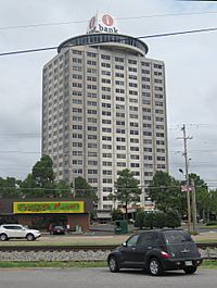 White Station Tower Memphis TN.jpg