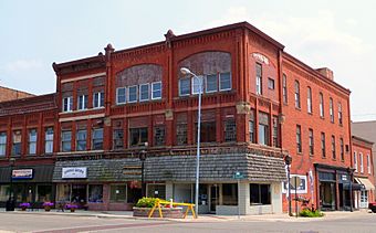 119-123 W Exchange St - Owosso Michigan.jpg