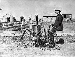 Steam-powered automobile by E.S. Callihan in Woodsocket (1884)