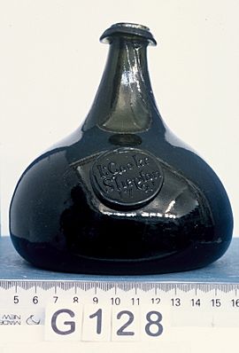 Bottle, sealed (AM 1938.76-1)