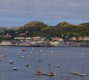 Deganwy town and castle.jpg