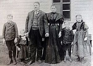 Dr. William Franklin Goldin and Family