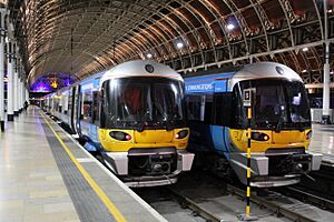 Heathrow Express 332003 and 332010 at Paddington