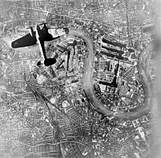 Heinkel over Wapping