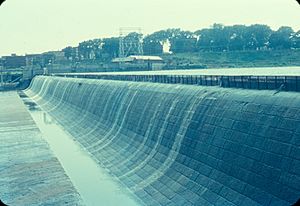 Holyoke Dam prior to 1949-1951 redevelopment project