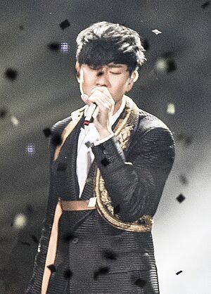 JJ Lin at KKBOX Music Awards 20150208 (cropped)