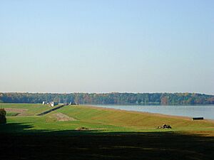 LakeAnnaDam