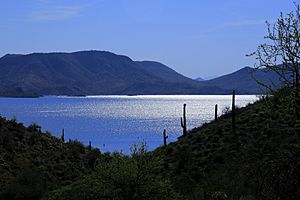 Lake Pleasant from Pipeline Canyon Trail