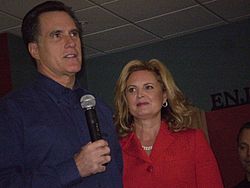 Mitt and Ann Romney in Altoona, Iowa