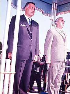 Nasser receives President Hafiz, 1964