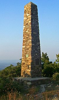 North Beacon Mountain DAR monument
