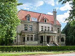 Osgood-Pell House, Newport Rhode Island.jpg