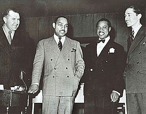 Robert Goffin, Benny Carter, Louis Armstrong, Leonard Feather 1942