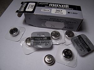 Silver oxide batteries