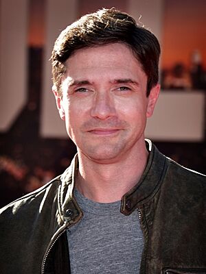 Topher Grace 2019 by Glenn Francis (3x4 cropped).jpg