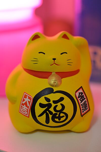 Yellow Maneki Neko