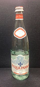 Acqua Panna mineral water in a glass bottle - 20140408.jpg