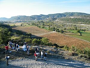 Ainsa town channels geologists
