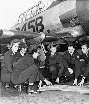 Avenger Field - WASP trainees with T-6 Texan