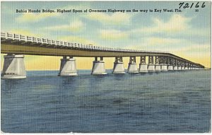 Bahia Honda Bridge, highest span of Overseas Highway on way to Key West, Florida