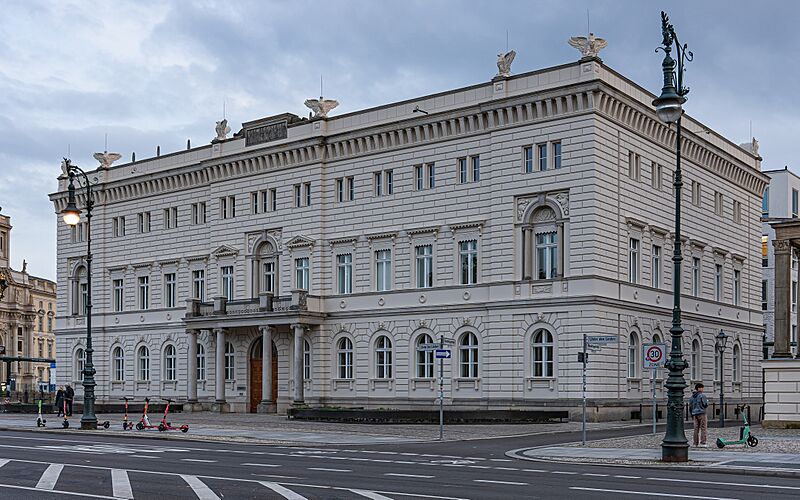 Berlin-Mitte Kommandantenhaus UdL asv2023-10
