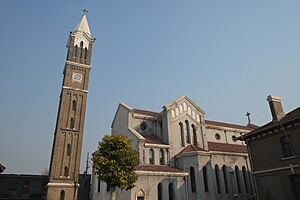 Cathedral in Kaifeng 01