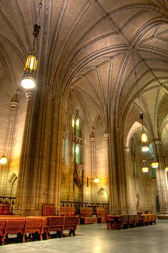 Cathedral of Learning inside left.jpg