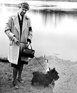 Eleanor Roosevelt with Fala