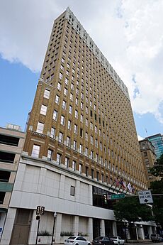 Fort Worth June 2016 20 (Star-Telegram Building)