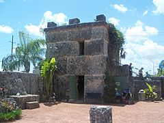 Homestead FL Coral Castle tower02