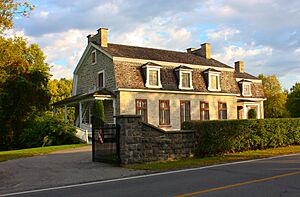 Maison Garth, 100, Grande-Cote, Lorraine, Canada