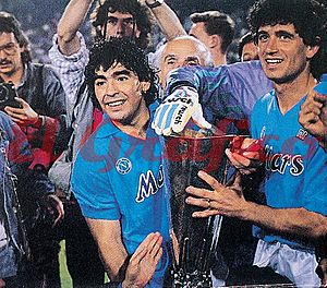 Ferrara, Italy. 18th May, 2017. Alex Meret (SPAL) Football/Soccer : Alex  Meret of SPAL celebrates their league title with the trophy after the  Italian Serie B match between SPAL 2-1 FC Bari